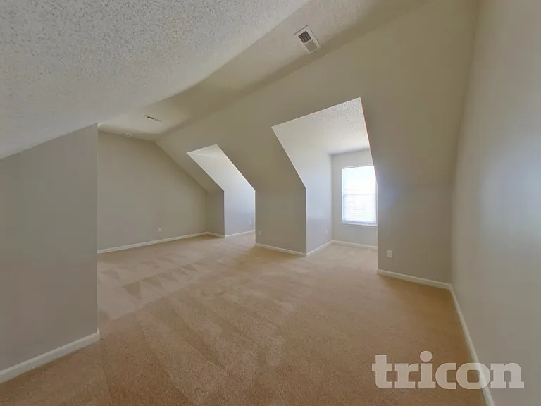 7925 Donet Terrace Dr — Photo 16