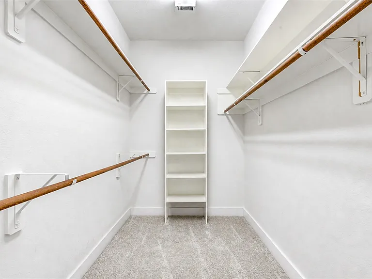 22027 Field Green Dr — Photo 21