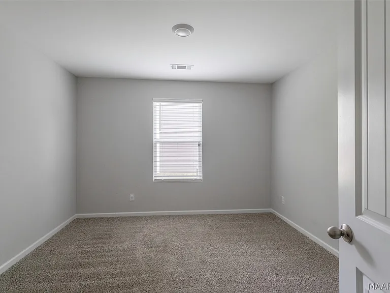 7621 Shaddix St — Photo 13