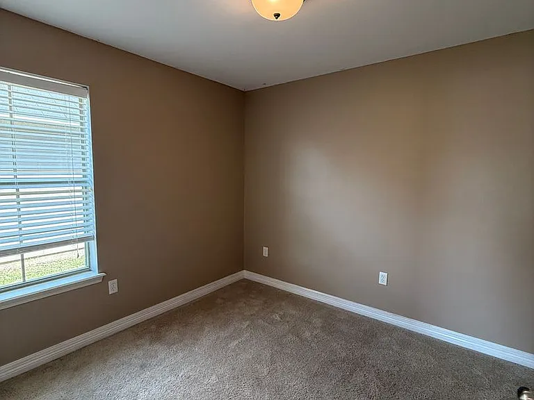 3283 Grand Lake Dr — Photo 13