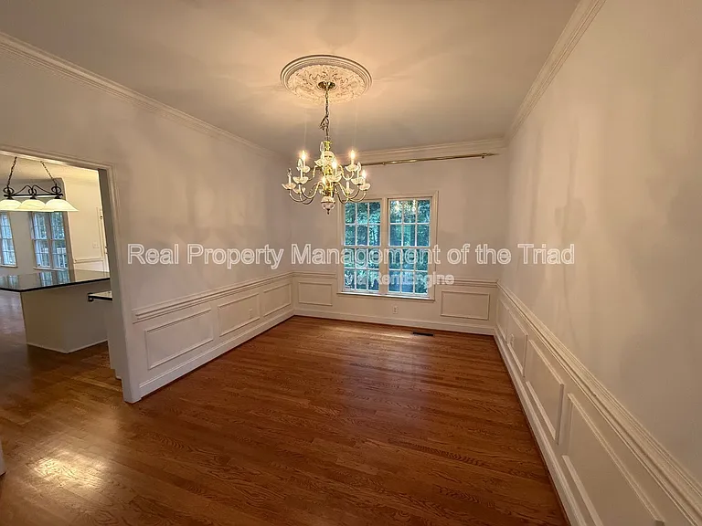 4210 Shoal Creek Dr — Photo 10