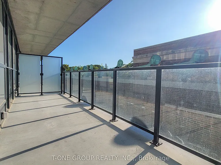 2369 Danforth Ave #318 — Photo 15