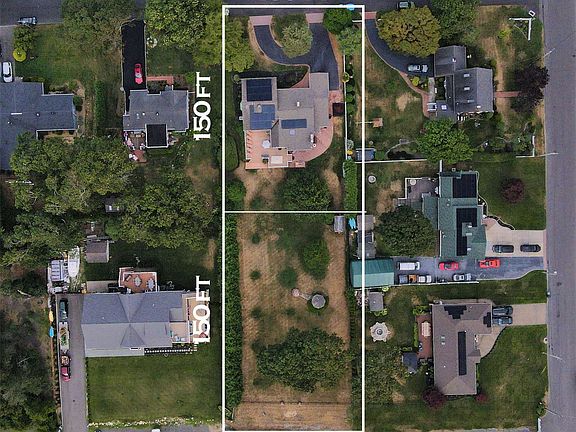 2nd image of Spruce St