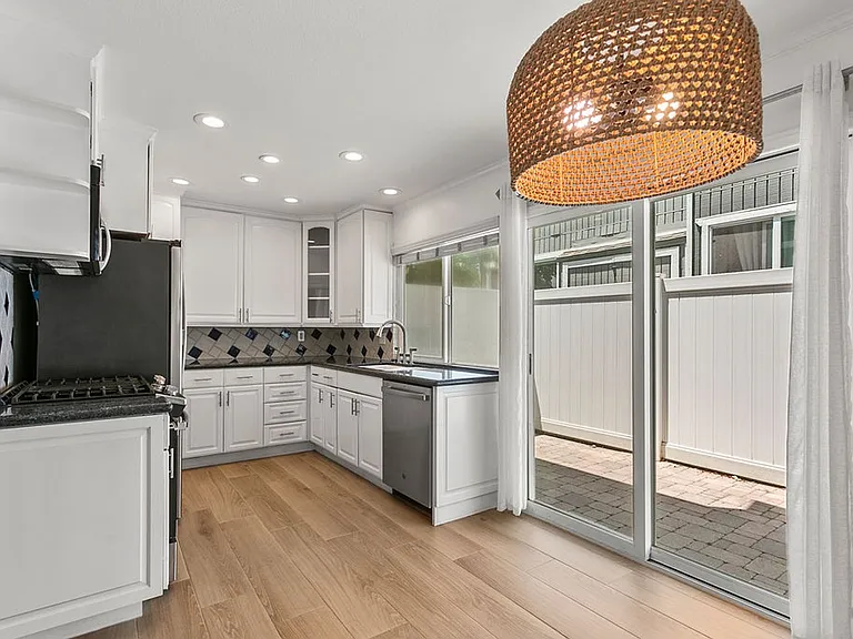 14 Seascape Dr — Photo 4