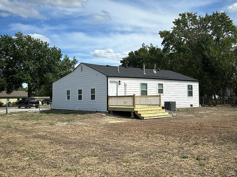 2259 S Richfield Rd — Photo 3