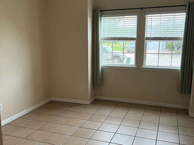 1639 Anna Lee Dr — Photo 22