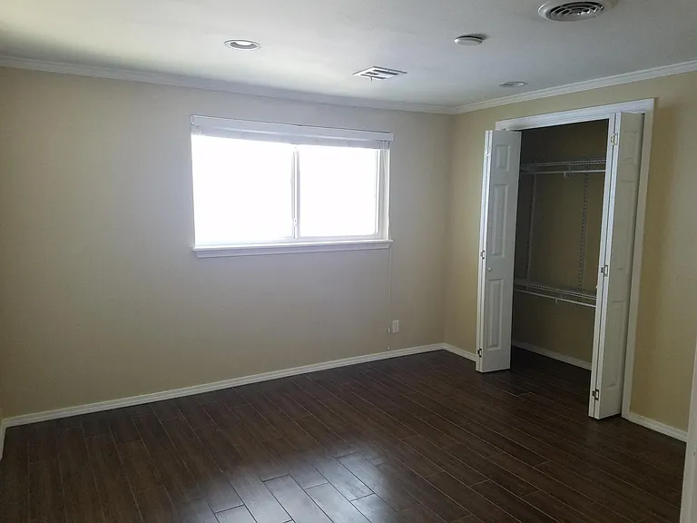 1441 S Frisco Ave #E — Photo 11