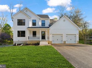 212 Lotus Ave, Voorhees, NJ 08043