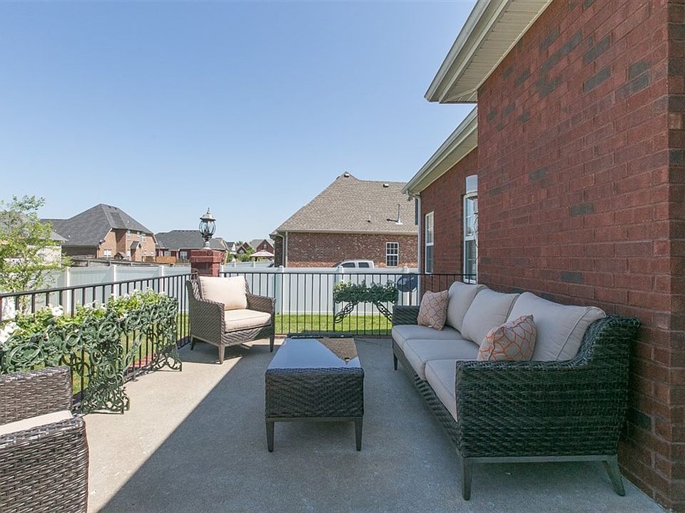 1st image of 2627 Tellyman Ave