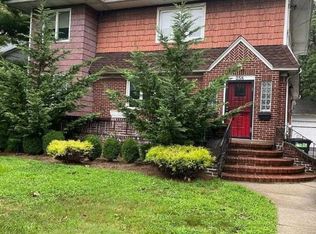 258 Washington Ave FLOOR 2, Cedarhurst, NY 11516