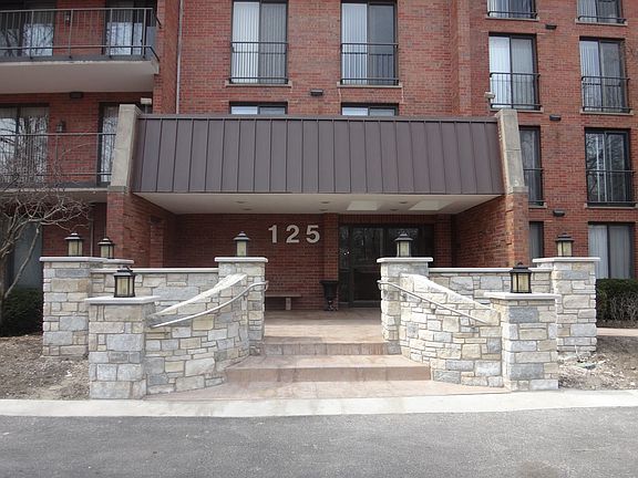 5th image of 125 Acacia Cir #515E