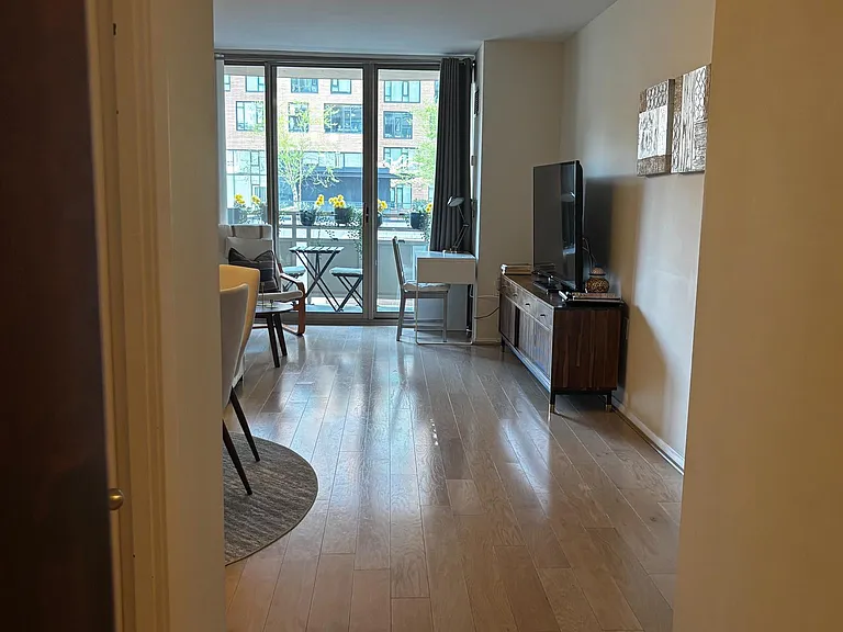 4801 Fairmont Ave #313 — Photo 7