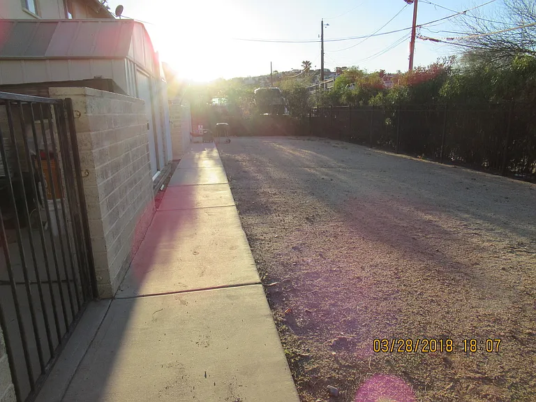 2010 E Sweetwater Ave._SP&Family LLC — Photo 3