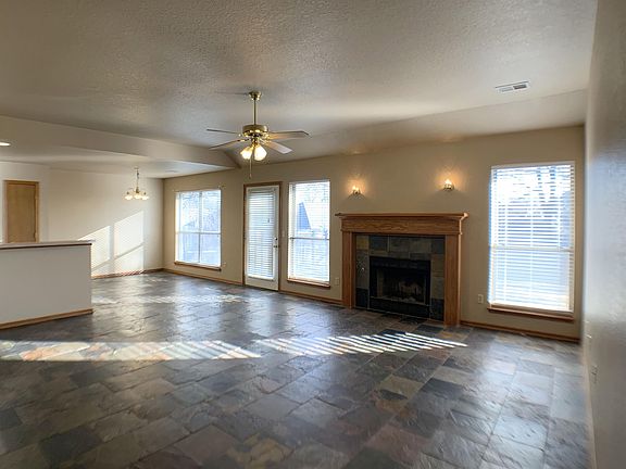 2nd image of 1308 Teakwood Dr