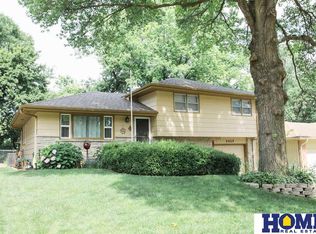 2425 Scott Ave, Lincoln, NE 68506