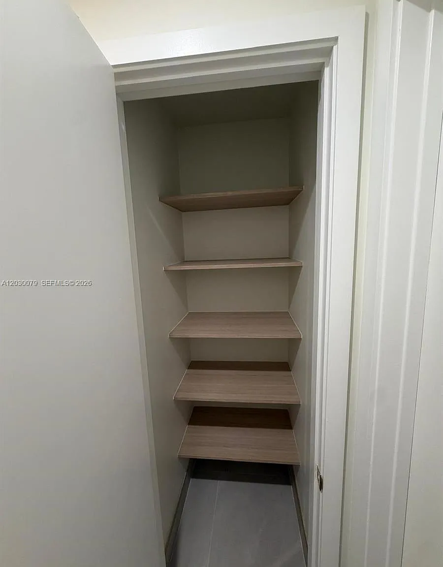 1 bed, 638 sqft, $4,200 — Photo 3