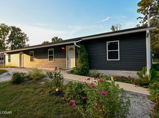 709 Franklin St #A & B, Sarcoxie, MO 64862