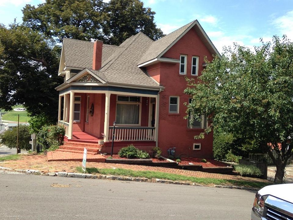 1st image of 702 N 5th St