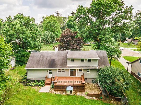 4th image of 1112 Braden Ln