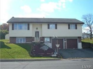 710 Roosevelt Ave, Roseto, PA 18013