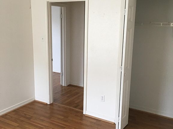 BEDROOM 2 (UPSTAIRS)