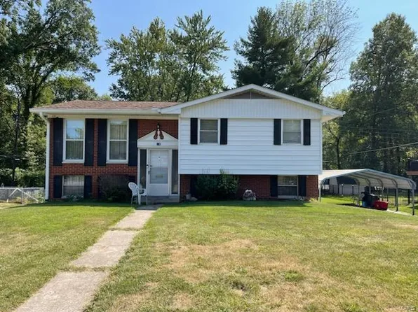 116 Bobbie Dr, Swansea, IL 62226