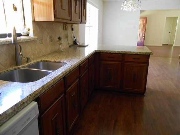 3rd image of 308 Mesa Grande Dr