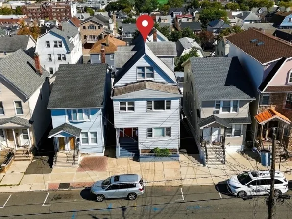 288 Devon St, Kearny Town, NJ 07032