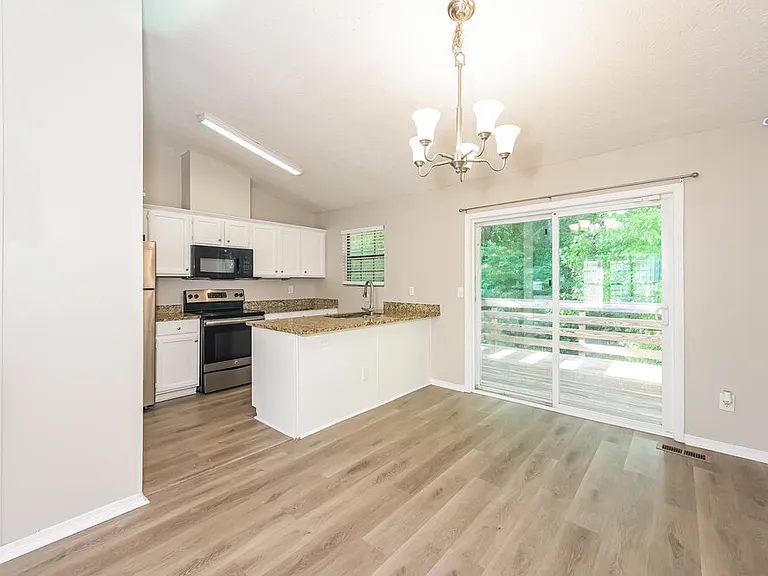 2068 Lown Farm Ln — Photo 6