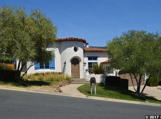 31 Maison Ct, Moraga, CA 94556