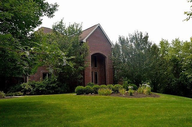 1st image of 3720 E Brighton Ave