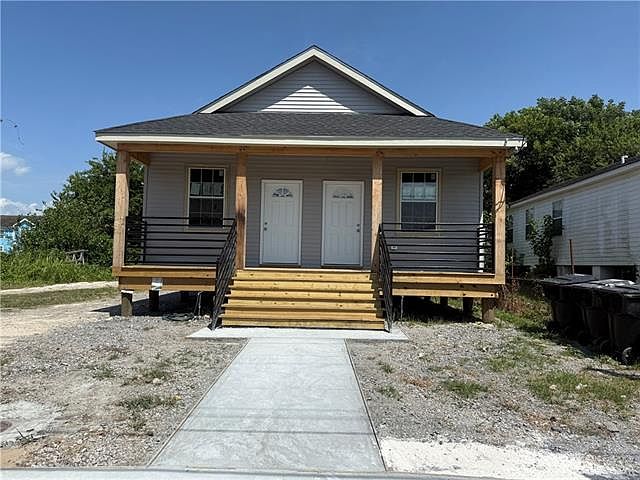 1st image of 3033 Piety St