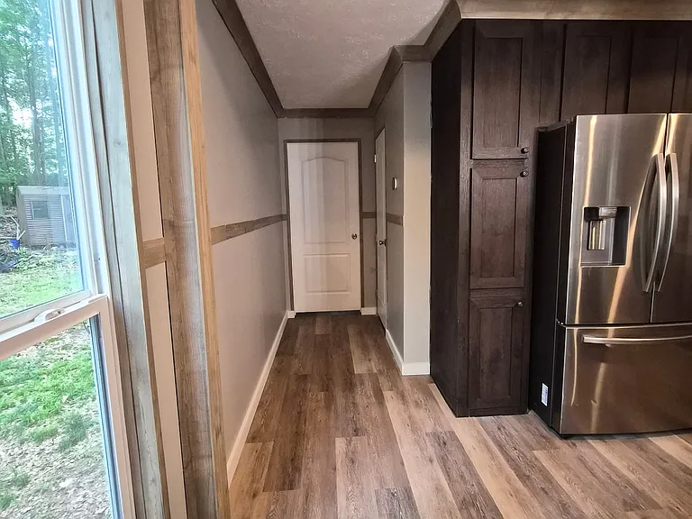 9945 Woodville Ct — Photo 5