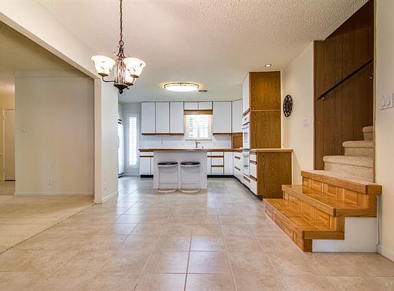 5th image of 844 Patti Dr