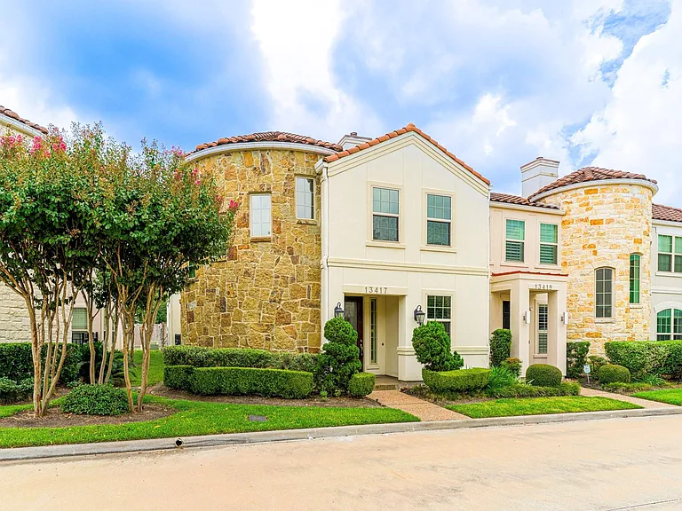 13417 Preston Cliff Ct — Photo 3