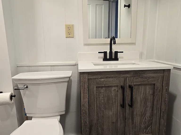 400 W Main St #9 — Photo 31