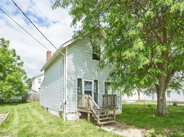 1532 Raymond St, Lakemore, OH 44250
