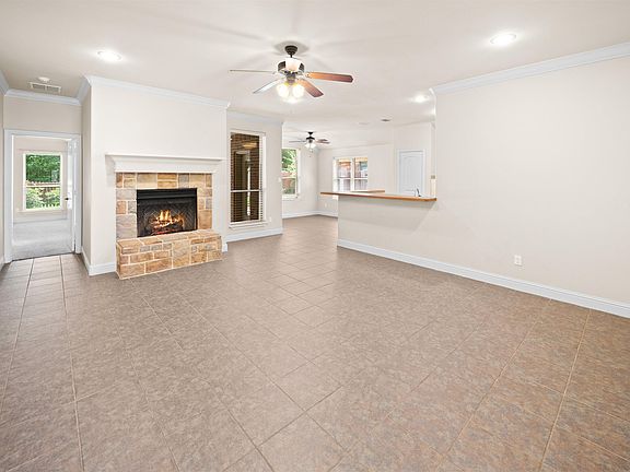 3rd image of 2559 Lazy Acres Ln
