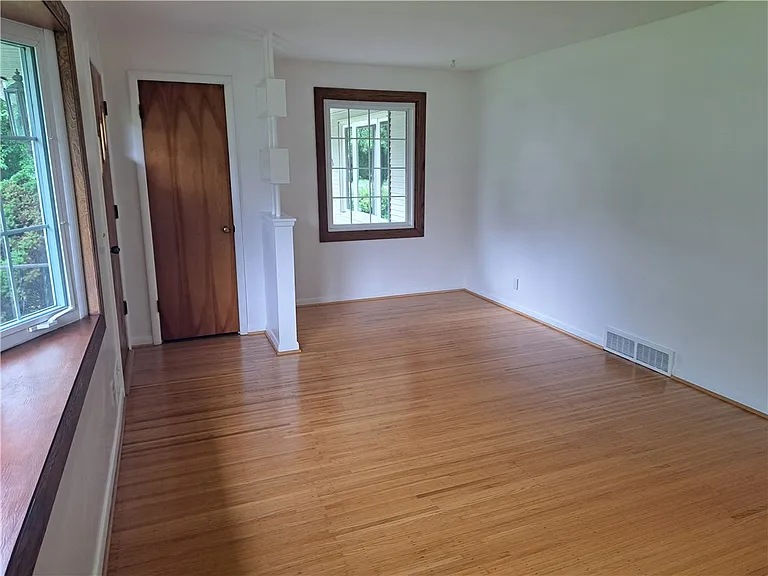 75 Woody Ln — Photo 10