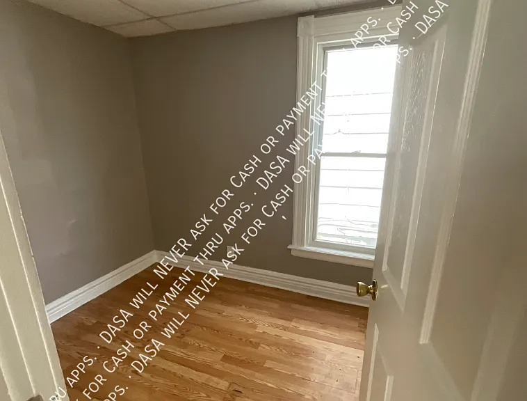 56 Peoria St #LOWER — Photo 11