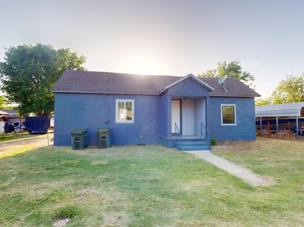 309 S Graham St, Mooreland, OK 73852