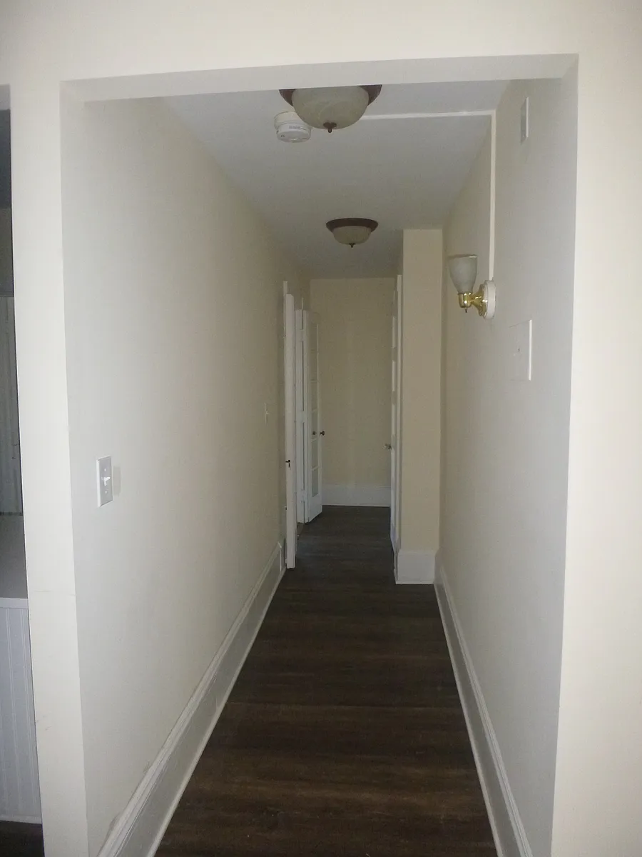 Entryway. The kitchen is on the left. - 13 Melvin Ave #C
