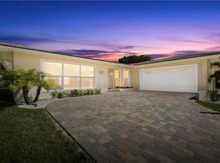14631 Crown Dr, Largo, FL 33774