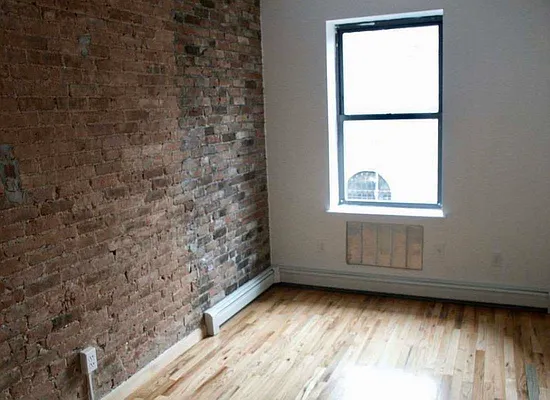 Rented by REAL New York | media 45