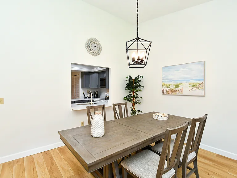 3672 Yellow Pine Ct — Photo 3