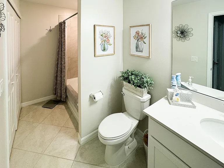6034 National Blvd #535 — Photo 36