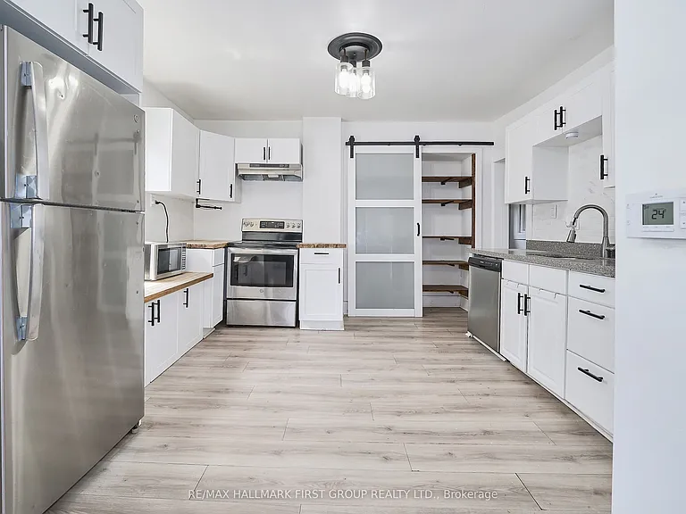314 Nassau St — Photo 14