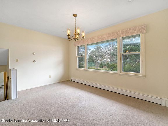 5th image of 607 Devon Dr