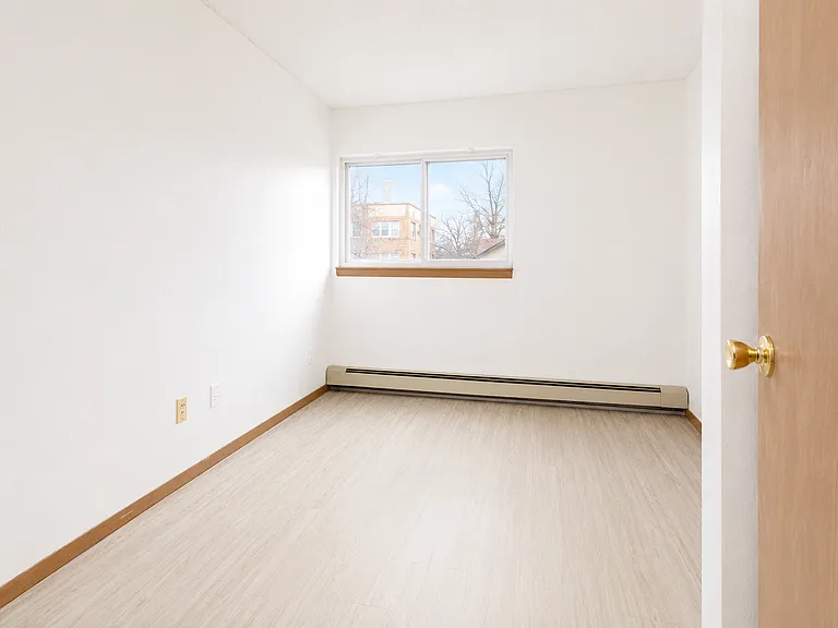 315 4th Ave S #303 — Photo 12