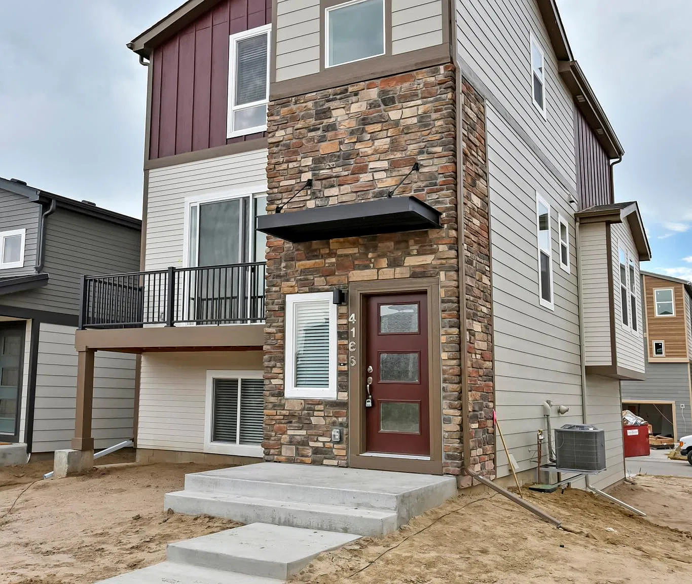 3 bed, 1795 sqft, $2,400 — Photo 1